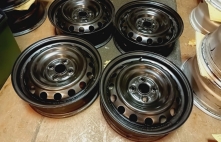 Toyota металлические диски(как новые) 