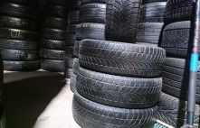 Bridgestone Blizzak LM-80 Evo 107T