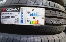 Yokohama BLUEARTH-ES ES32 92H